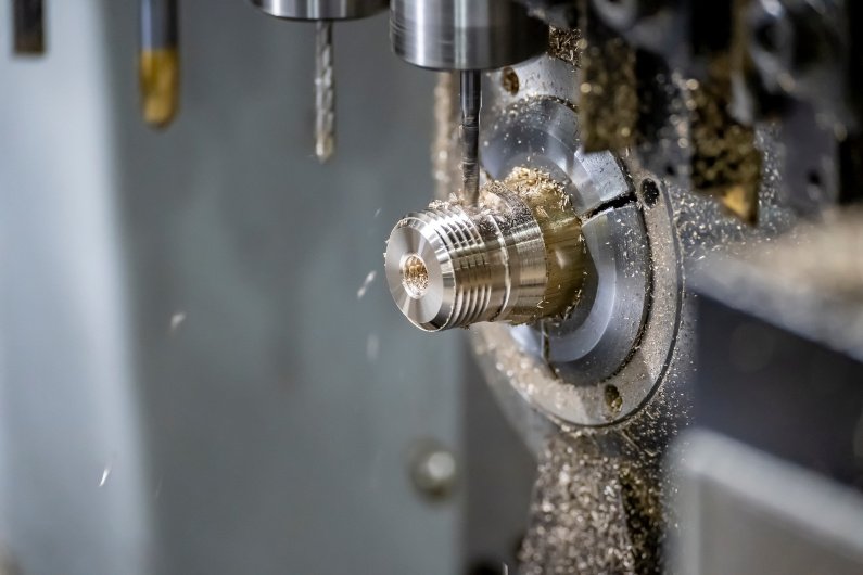 CNC turned part in Swiss lathe