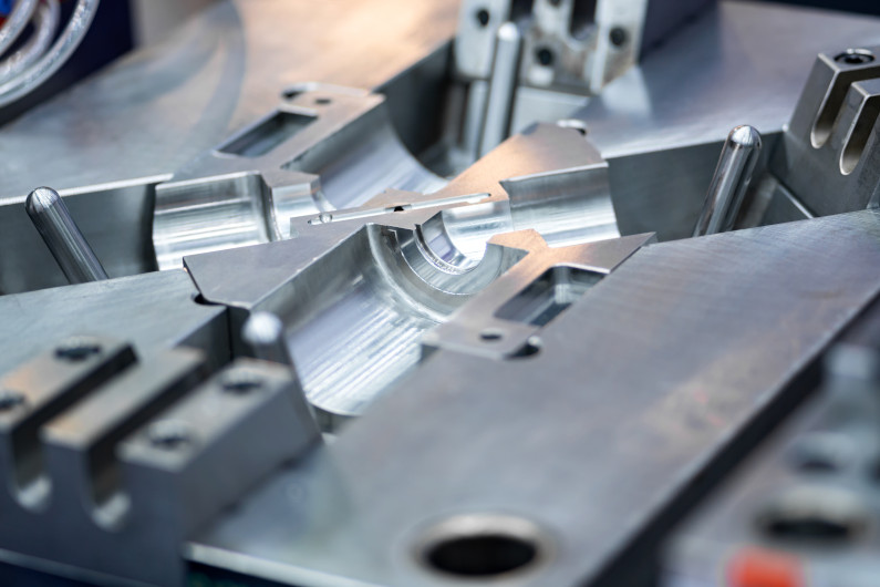 Precision die casting mold