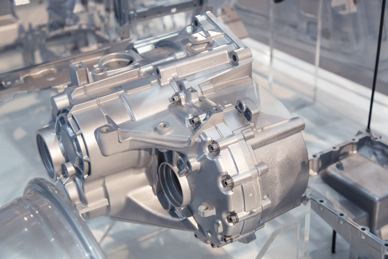 Die cast magnesium gear housing (machined casting)